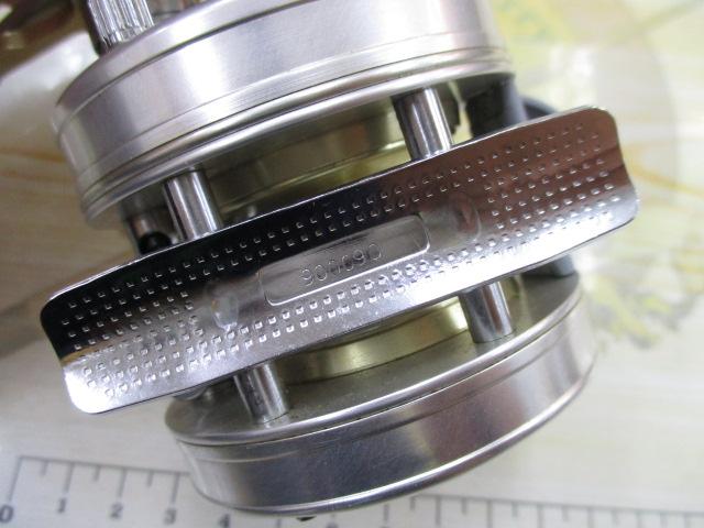UC4601C ｼﾙﾊﾞｰ