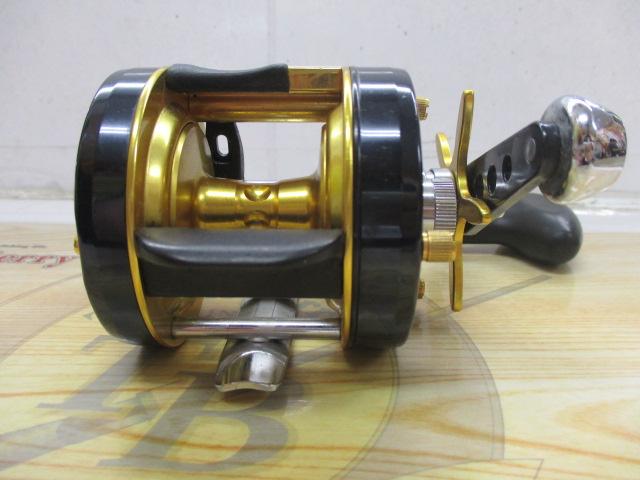 5600C4 HyperWinch ﾌﾞﾗｯｸ/ｺﾞｰﾙﾄﾞ