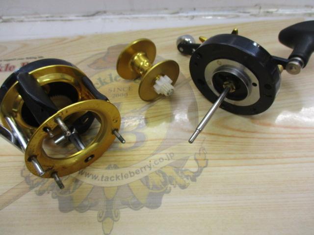 5600C4 HyperWinch ﾌﾞﾗｯｸ/ｺﾞｰﾙﾄﾞ