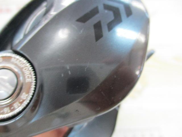 ﾀﾄｩｰﾗ TW 300