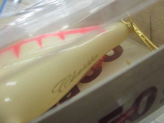 ﾊﾞﾙｻ50ｸﾗｼｯｸOrﾚｯﾄﾞﾎﾞｰﾝ