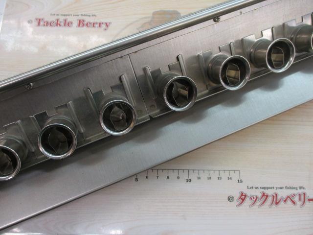 ｲｶﾂﾞﾉ投入器