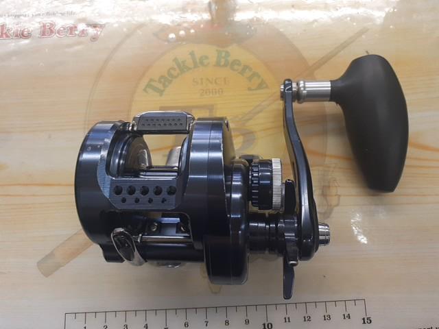 オシアコンクエストリミテッド301PG シマノ(SHIMANO) 22オシアコンクエスト 301PG(左) オシア コン