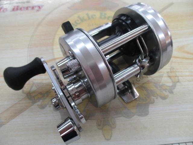 ｱﾝﾊﾞｻﾀﾞｰ2500Cｼﾙﾊﾞｰ