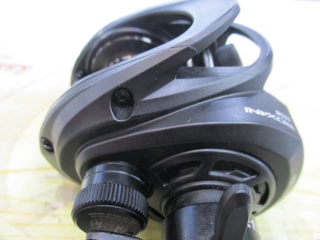 ﾛｷｻｰﾆBC HS8