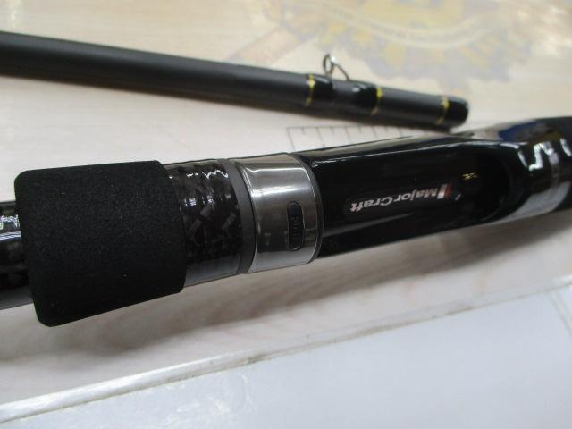 ﾛｯｸﾗｲﾊﾞｰ5G RV5-852H/B