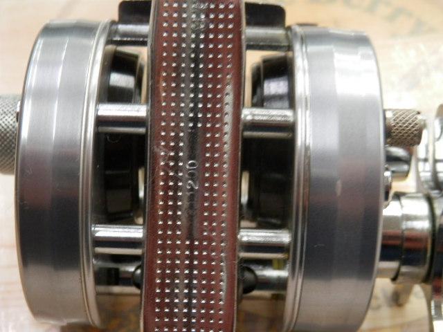 ｱﾝﾊﾞｻﾀﾞｰ1500Cｼﾙﾊﾞｰ