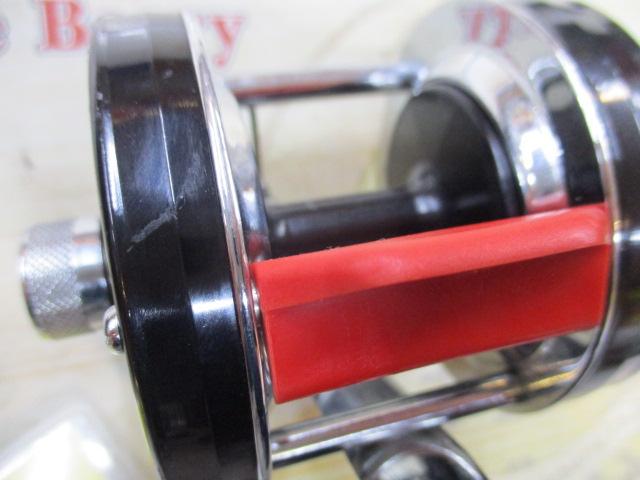 5600C ｸﾗｼｯｸ 赤ﾍﾞﾛ