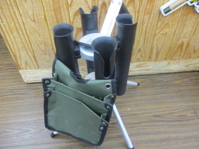 ロッドスタンドスポット4シルバー(PVCバック付き)