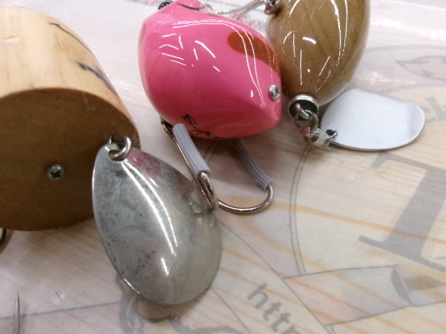 【ｾｯﾄ商品】ﾌﾛｯｼｰ･ｳｯﾃﾞﾝﾌﾛｯｸ3個ｾｯﾄ