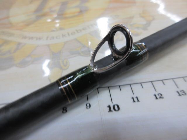 ｵﾛﾁXX F6-70XX ﾀﾞｰｸｸﾞﾘｰﾝｽﾚｯﾄﾞUSﾓﾃﾞﾙ