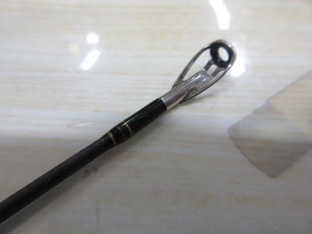 ｵﾛﾁXX F6-70XX ﾀﾞｰｸｸﾞﾘｰﾝｽﾚｯﾄﾞUSﾓﾃﾞﾙ