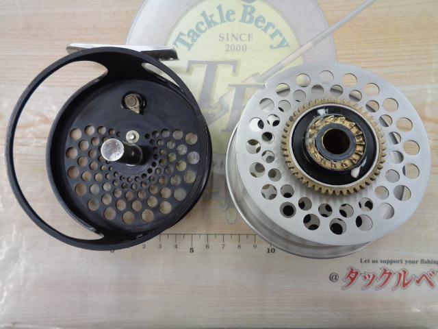 STH フライリール