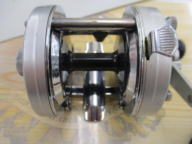 ﾀﾞﾑｸｲｯｸ700B