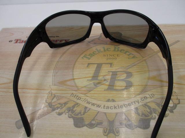 ドゥーマブラック#フィールドグレー/シルバーミラー