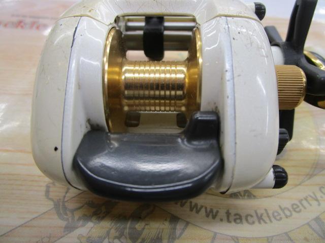 イクシオーネ IX-4F (カオリ)