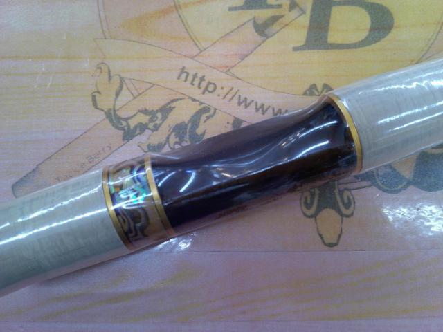 ﾌｫｰﾅｲﾝﾏｲｽﾀｰﾎﾜｲﾄｳﾙﾌ62UL-E