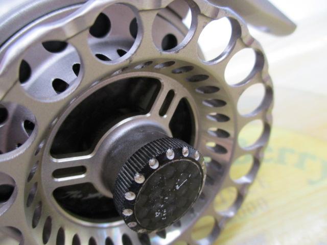 カセ筏師 THEアスリートレーサー 65-TG(右) チタン/ゴールド