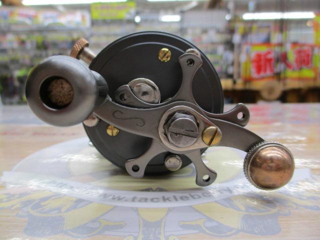 ﾄﾗﾃﾞｨｽﾄ