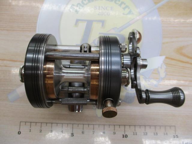 ﾄﾗﾃﾞｨｽﾄ