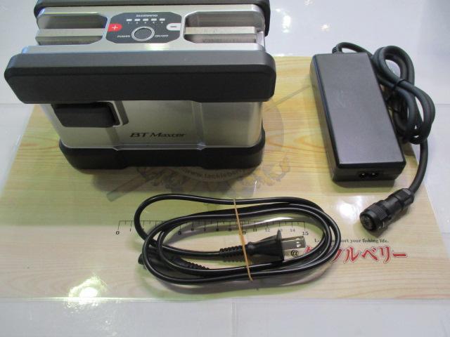 22BTﾏｽﾀｰ11AH充電器