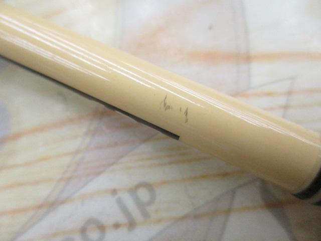 ラフトレード クリーム/ブラックスレッド