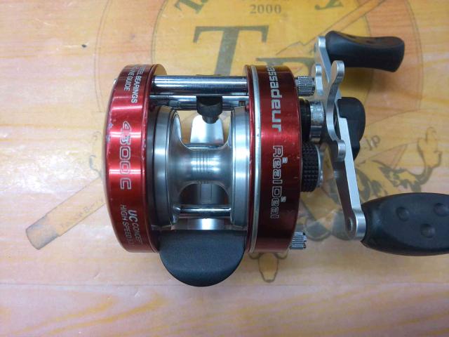 UC4600C Real2Deal2 ﾚｯﾄﾞ