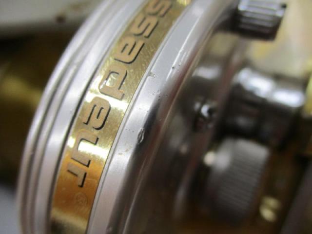 UC4600C シルバー