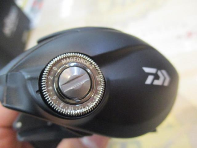 24ﾀﾄｩｰﾗ TW 100