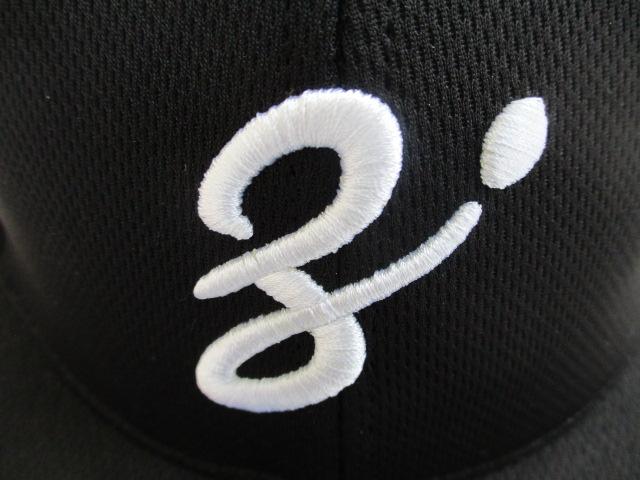 フラットバイザーキャップブラック