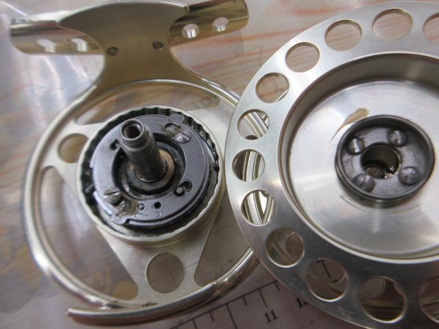 ﾏﾘｴｯﾄ ﾗｰｼﾞｱｰﾊﾞｰM-1 ﾗｲﾄｺﾞｰﾙﾄﾞ