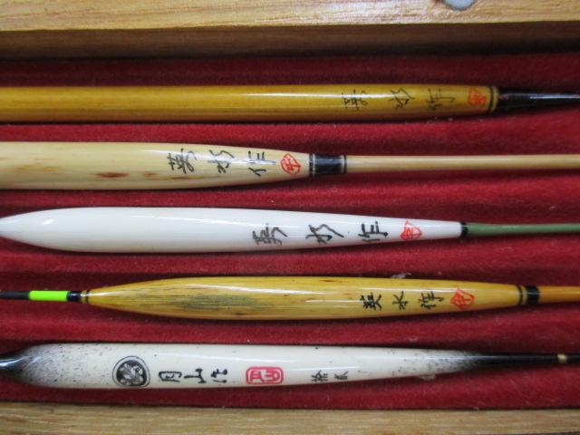 ｳｷ10本入り浮きｹｰｽ