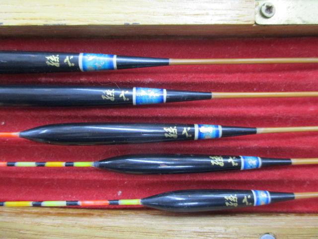 ｳｷ10本入り浮きｹｰｽ