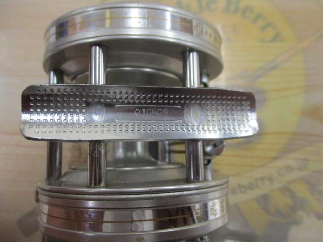 5501C3 ｼﾙﾊﾞｰ/ｺﾞｰﾙﾄﾞｸﾚｽﾄ