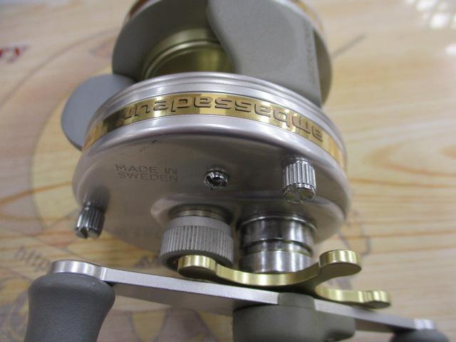 UC4600C ｼﾙﾊﾞｰ