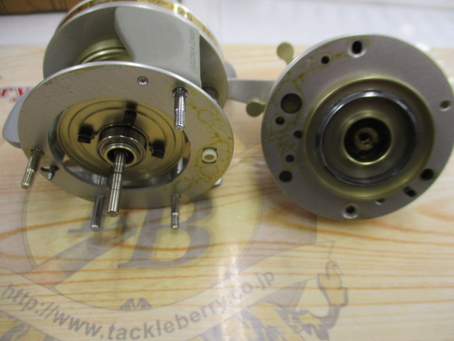 UC4600C ｼﾙﾊﾞｰ