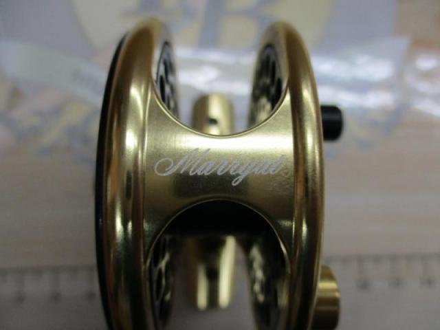 ﾏﾘｴｯﾄ ﾗｲﾄﾃｯｸ LT-1TR ﾌﾞﾗｯｸｺﾞｰﾙﾄﾞ