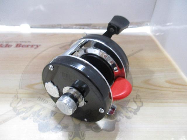 4600C ｸﾗｼｯｸ 赤ﾍﾞﾛ ﾌﾞﾗｯｸ