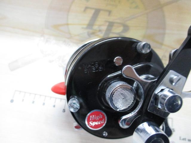 4600C ｸﾗｼｯｸ 赤ﾍﾞﾛ ﾌﾞﾗｯｸ