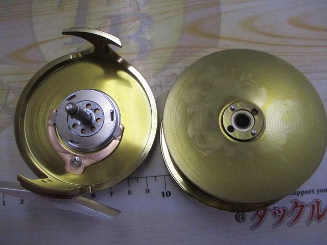 ﾏﾘｴｯﾄMR8 Tiｺﾞｰﾙﾄﾞ