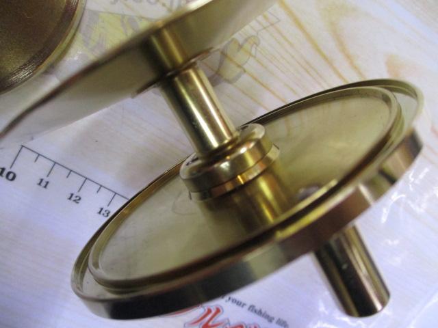 ﾏﾘｴｯﾄMR8 Tiｺﾞｰﾙﾄﾞ