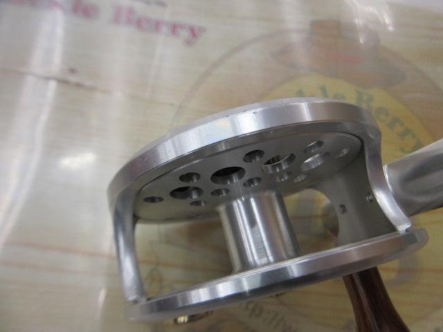 ﾏﾗﾄﾞｴﾎﾞﾘｭｰｼｮﾝF045