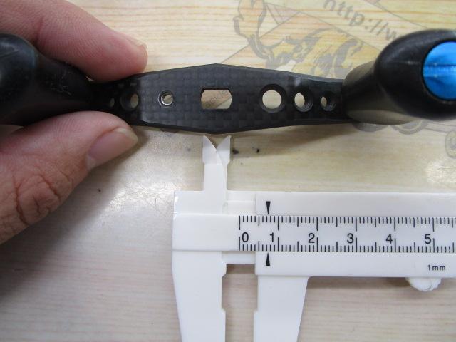 IXA80mmオフセットカーボンハンドル