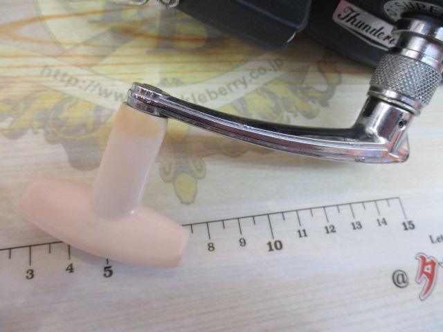 ｻﾝﾀﾞｰﾊﾞｰﾄﾞ