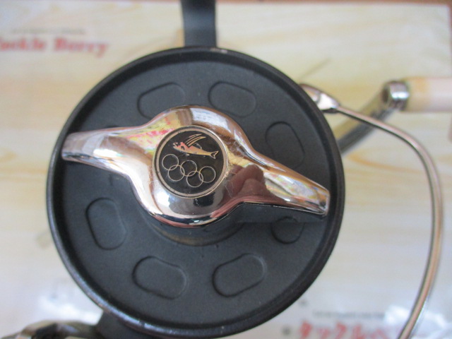 ｻﾝﾀﾞｰﾊﾞｰﾄﾞ