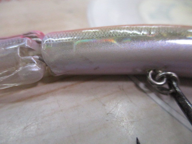 ﾒｶﾞﾊﾞｽ　ｲｰﾗ