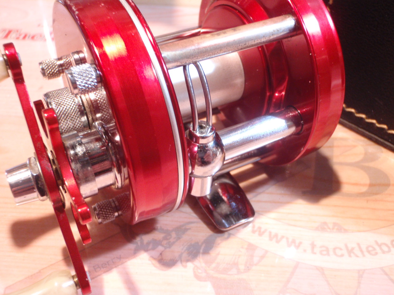 ｱﾝﾊﾞｻﾀﾞｰ 5000ﾚｯﾄﾞ