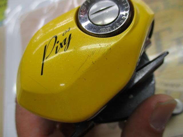 ﾘﾍﾞﾙﾄﾋﾟｸｼｰ ｲｴﾛｰﾊﾟｰﾙL