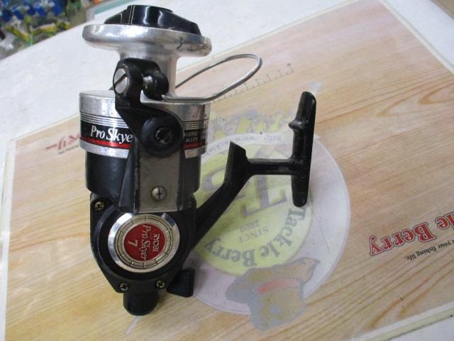 プロスカイヤー7 右(太糸/細糸)