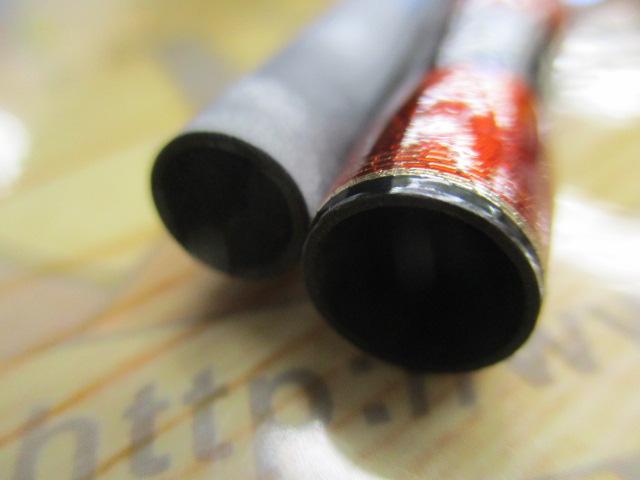 ワールドシャウラ 1651F-2 (レッドタイプ)